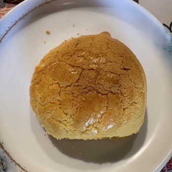 TD Cafe - Pineapple bun - Cantonese Near Me - El Monte, California