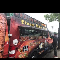 Finest Halal parked on victory blvd between Jewett and Gansevoort (right in front of CVS)