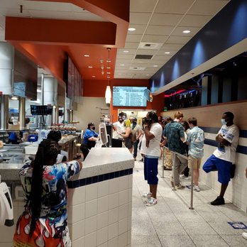 White Castle - Busy Restaurant - Fast Food Near Me - Las Vegas, Nevada White Castle - Busy Restaurant - Fast Food Near Me - Las Vegas, Nevada