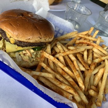 One Love Rum Kitchen - Burger with curry fries - Caribbean Near Me - Grand Lake, Colorado