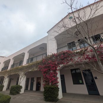 Rancho Santa Fe School District - Elementary Schools Near Me - Rancho Santa Fe, California