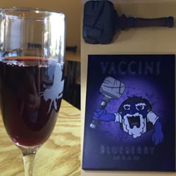 Buzzery Pizza & Mead - Blueberry mead