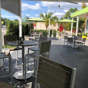 Lake Park Diner - Outdoor seating, covered or uncovered - New American Near Me - Naples, Florida Lake Park Diner - Outdoor seating, covered or uncovered - New American Near Me - Naples, Florida
