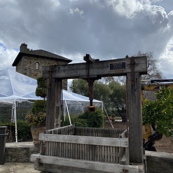 V Sattui Winery - Wineries Near Me - Saint Helena, California V Sattui Winery - Wineries Near Me - Saint Helena, California