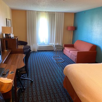 Fairfield by Marriott - Hotels Near Me - Green Bay, Wisconsin Fairfield by Marriott - Hotels Near Me - Green Bay, Wisconsin