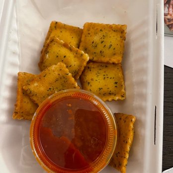 Cantina Mamma Lucia - Fried Ravioli - Pizza Near Me - Hanover, Maryland Cantina Mamma Lucia - Fried Ravioli - Pizza Near Me - Hanover, Maryland