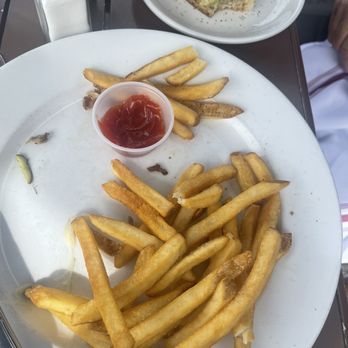Hudson Social - Social Fries - New American Near Me - Dobbs Ferry, New York