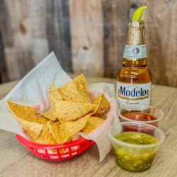 La Cocina - Chips & Salsa