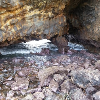 Sacred Cove Trail - Hiking Near Me - Rancho Palos Verdes, California