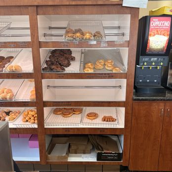 Dad's Donuts & Bakery - Donuts Near Me - Burbank, California