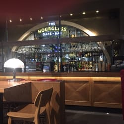 Hourglass - The bar in Piccadilly Station in Manchester