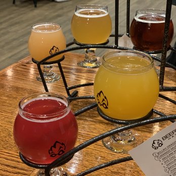 Beer Lab HI - Breweries Near Me - Aiea, Hawaii