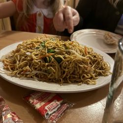 Hood River Restaurant - Vegetable lo mein