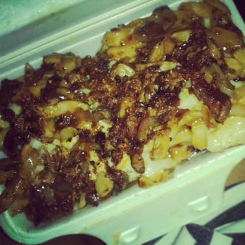 Frenchy's Poutinery - My usual upgraded to a large - Poutineries Near Me - Windsor, Ontario