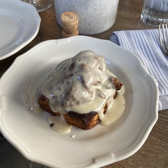 etta - Bucktown - Cinnamon bun - Pizza Near Me - Chicago, Illinois etta - Bucktown - Cinnamon bun - Pizza Near Me - Chicago, Illinois