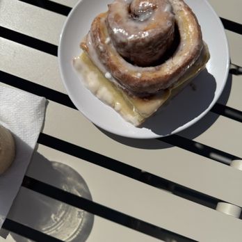 Fariner Bakery - Cinnamon Roll - Bakeries Near Me - Ashland, Nebraska
