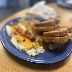 Tommy's  Restaurant - Vegetable omelet