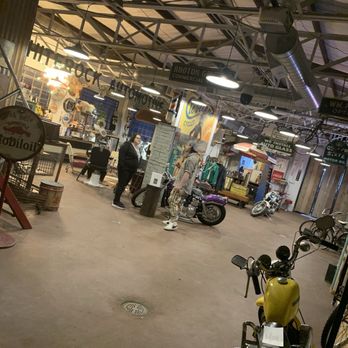 Curiosities - Shop - Antiques Near Me - Dallas, Texas Curiosities - Shop - Antiques Near Me - Dallas, Texas