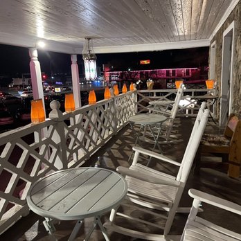 El Rancho Hotel - Balcony - Hotels Near Me - Gallup, New Mexico El Rancho Hotel - Balcony - Hotels Near Me - Gallup, New Mexico