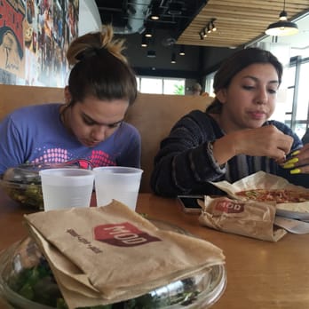 MOD Pizza - Having lunch w my daughter and her friend before they're off to class... - Pizza Near Me - Pearland, Texas