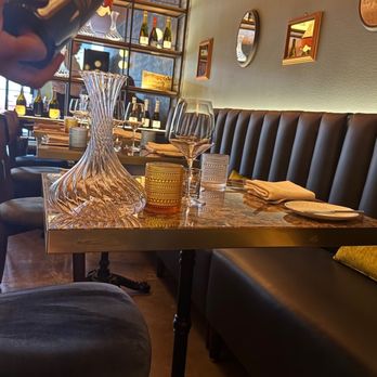 Osteria Di Mercato - Cozy interior - Italian Near Me - Houston, Texas Osteria Di Mercato - Cozy interior - Italian Near Me - Houston, Texas