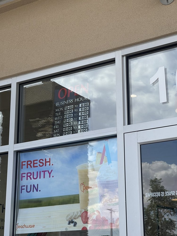 Peachwave of El Paso Logo