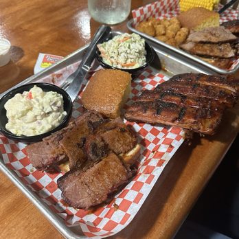 Famous Dave's Bar-B-Que - Barbeque Near Me - Redlands, California Famous Dave's Bar-B-Que - Barbeque Near Me - Redlands, California