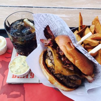 Burger Bros - Burgers Near Me - Vienna, 9