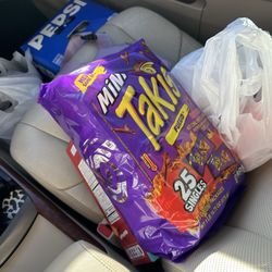 Walmart Neighborhood Market - Mini takis