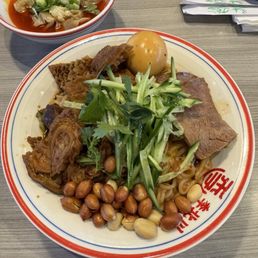 Mixed Beef Dry Noodles