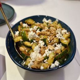Cucumber salad - bland