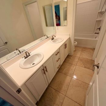 sonia's Cleaning Services - Full bathroom cleaning - Office Cleaning Near Me - Perris, California sonia's Cleaning Services - Full bathroom cleaning - Office Cleaning Near Me - Perris, California