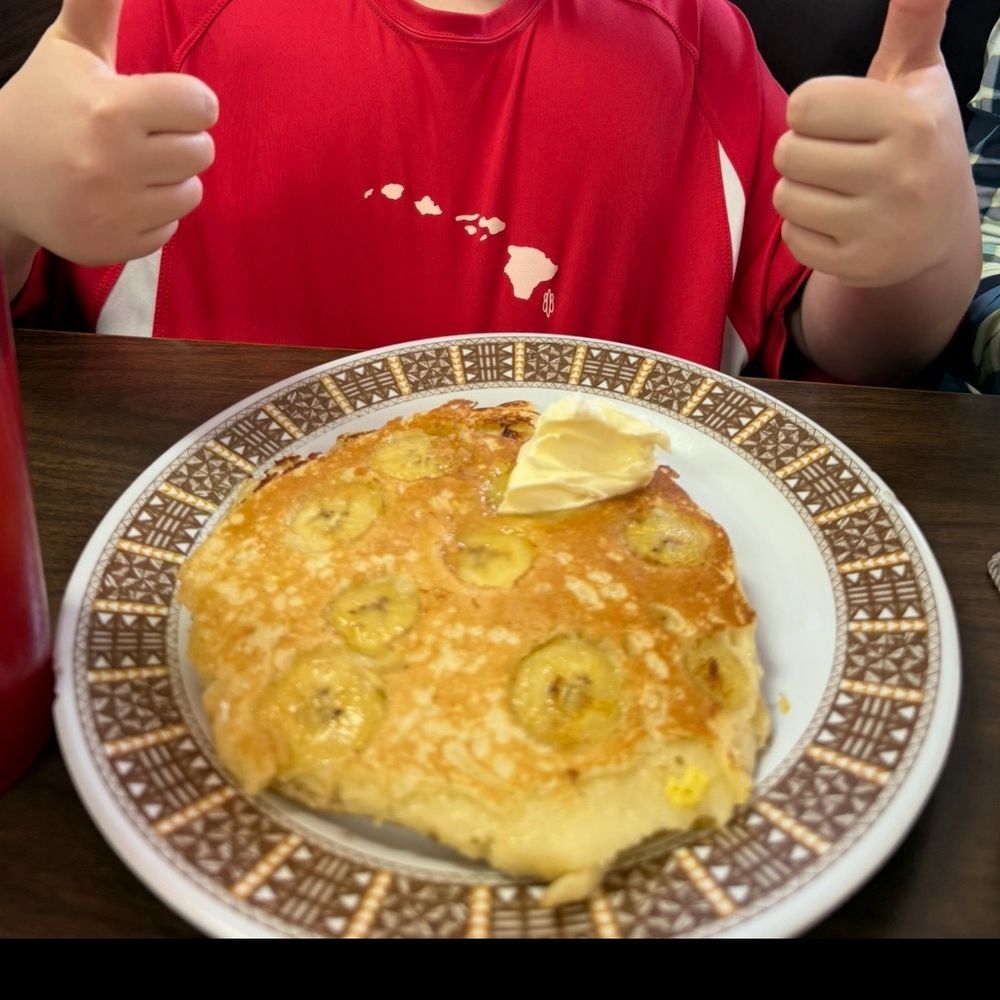 Jack's Inn - Banana pancakes - Breakfast & Brunch Near Me - Kahului, Hawaii