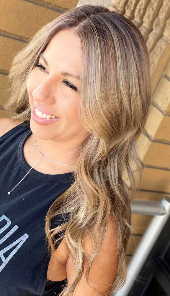 RB ON THE AVE Updated August 2024 605 E Yakima Ave, Yakima