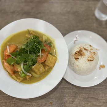Fu Belly - Vietnamese Curry with Fried Tofu - Vietnamese Near Me - Chandler, Arizona Fu Belly - Vietnamese Curry with Fried Tofu - Vietnamese Near Me - Chandler, Arizona