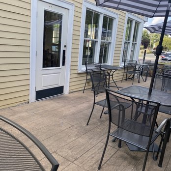 Daily Harvest Cafe - Patio - Coffee & Tea Near Me - Danvers, Massachusetts