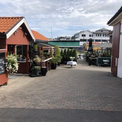 Onkel Oskar - Street entrance