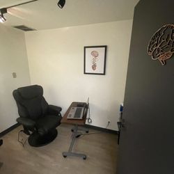 Multi Concept Recovery - Mental Health intensive outpatient neurofeedback room
