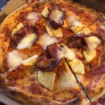Trattoria by Italian Kitchen - hawaiian pizza - Italian Near Me - Burnaby, British Columbia Trattoria by Italian Kitchen - hawaiian pizza - Italian Near Me - Burnaby, British Columbia