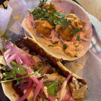 El Mero Taco - Smoked chicken and beer battered cod taco - Mexican Near Me - Memphis, Tennessee El Mero Taco - Smoked chicken and beer battered cod taco - Mexican Near Me - Memphis, Tennessee