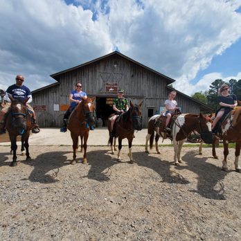 Robbers Cave Stables - Horseback Riding Near Me Robbers Cave Stables - Horseback Riding Near Me