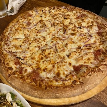 Curry & Pie - Chicken Tikka Pizza - Indian Near Me - Washington, DC, District of Columbia