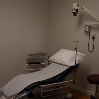 StatMed Urgent Care Palm Harbor - StatMed, Exam room - Urgent Care Near Me - Clearwater, Florida StatMed Urgent Care Palm Harbor - StatMed, Exam room - Urgent Care Near Me - Clearwater, Florida