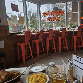 Fat's Fried Chicken & Waffles - Southern Near Me - Seattle, Washington