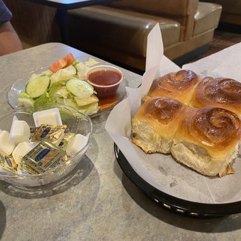 Little Italy - Tossed salad with house dressing, garlic buttered bread - Pizza Near Me - Killeen, Texas Little Italy - Tossed salad with house dressing, garlic buttered bread - Pizza Near Me - Killeen, Texas