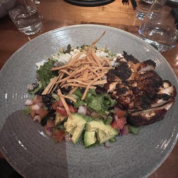Earls Kitchen + Bar - New American Near Me - Bellevue, Washington