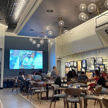 Spurrier's Gridiron Grille - Dining - American Near Me - Gainesville, Florida