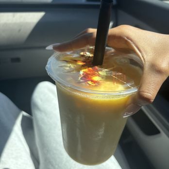 Boba Cha Cha - large mango smoothie - Coffee & Tea Near Me - North Hollywood, California Boba Cha Cha - large mango smoothie - Coffee & Tea Near Me - North Hollywood, California