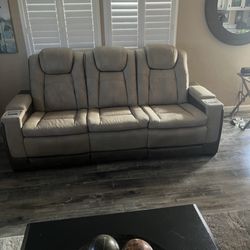 Ashley Store - Im a very unhappy customer paid 7,000 for my  couch after 4 yrs it's  started to rip my extended warranty does not cover this!