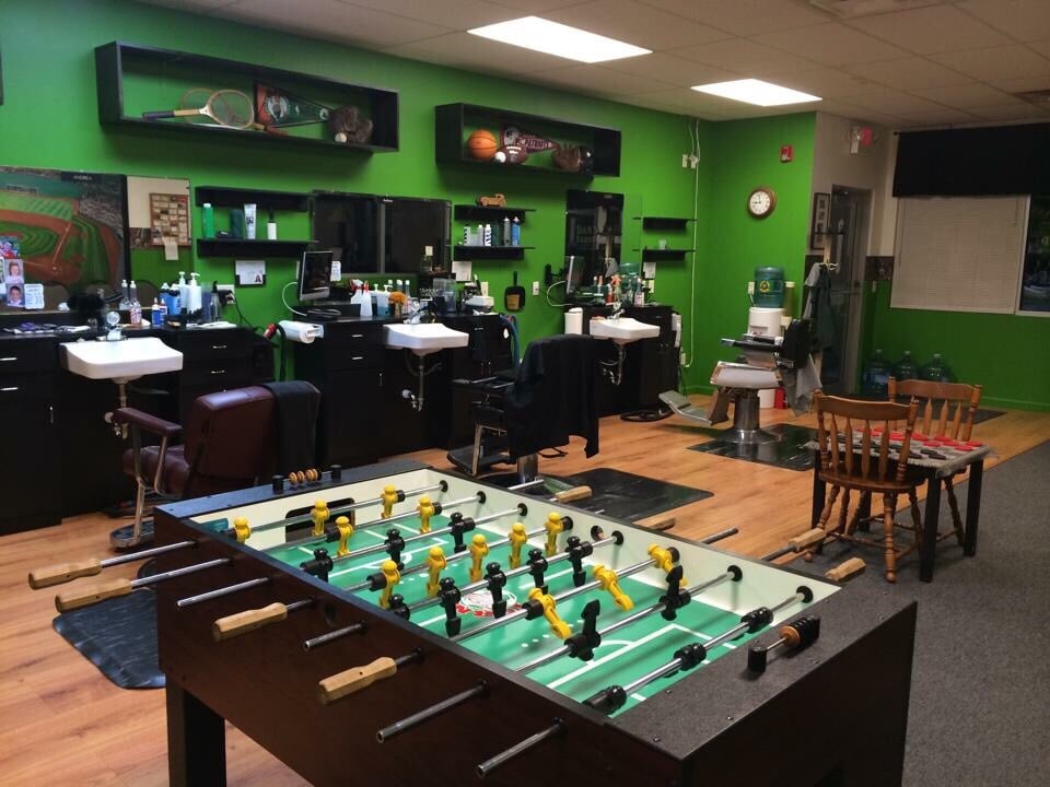 DAN’S BARBER SHOP Updated September 2024 60B Rte 108, Newfields